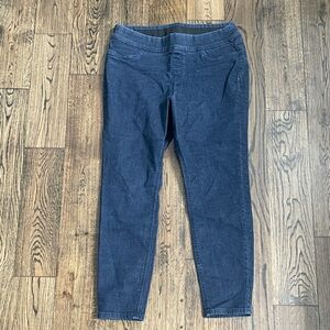 Classic Navy Skinny Jeans for Women